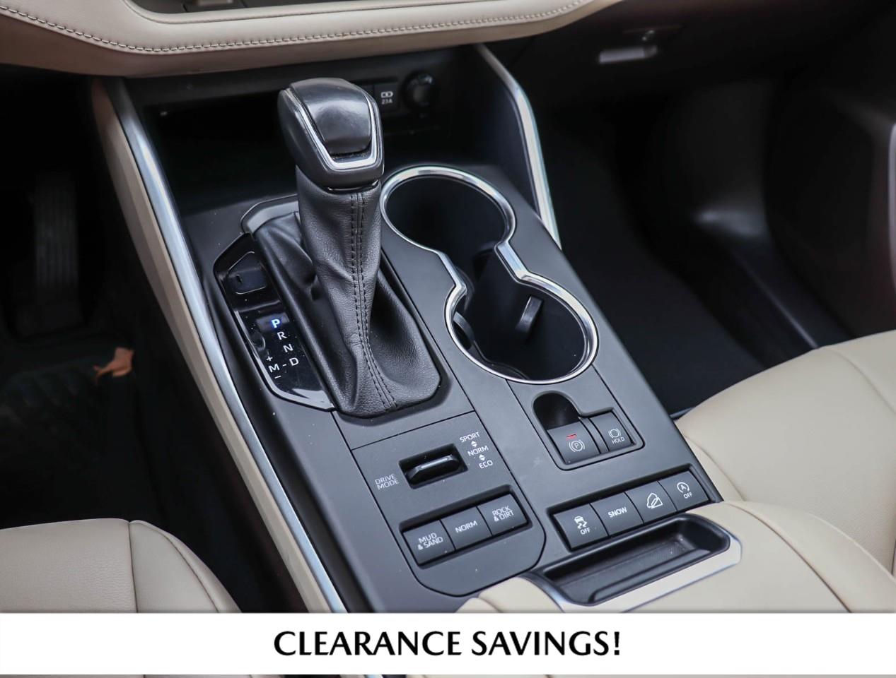 2020 Toyota Highlander XLE 4dr All-wheel Drive Photo