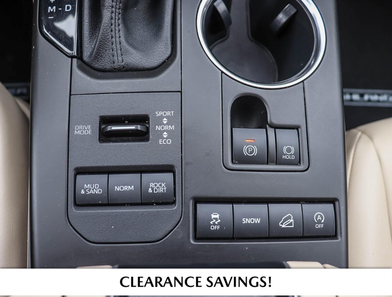 2020 Toyota Highlander XLE 4dr All-wheel Drive Photo