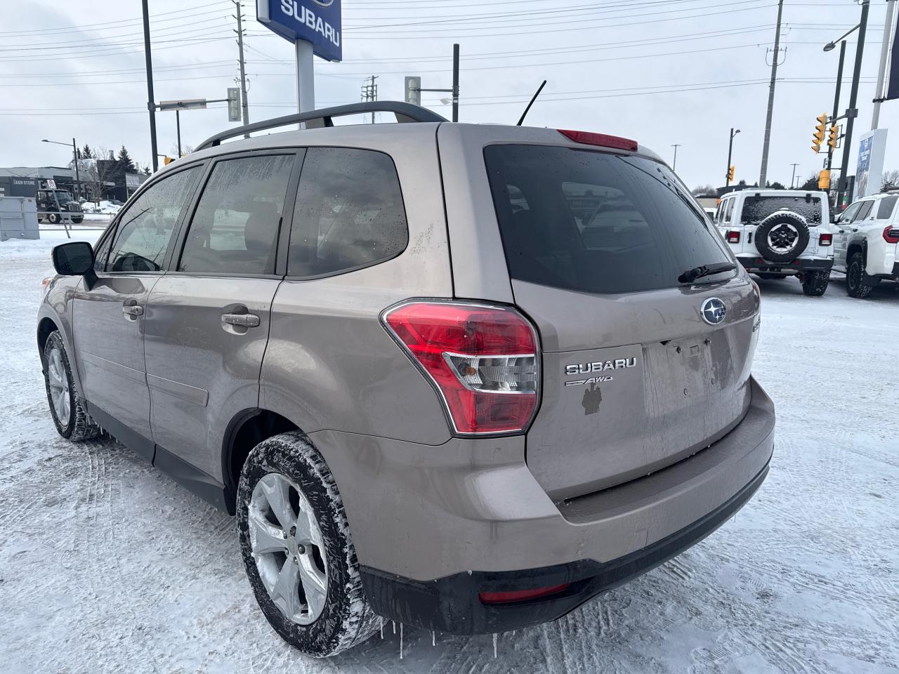 2015 Subaru Forester 2.5i Convenience Package (CVT) 4dr All-Wheel Drive Photo