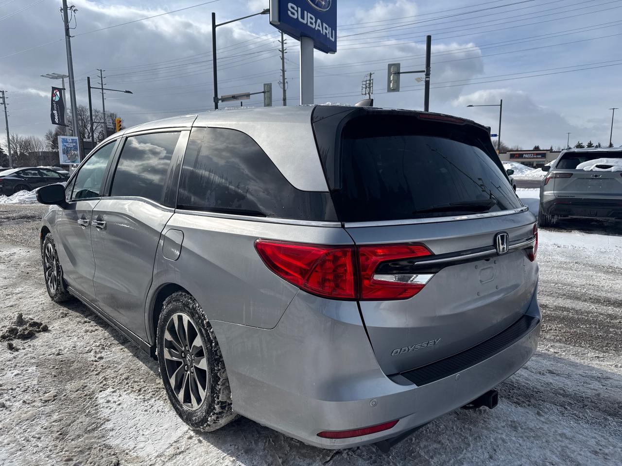 2022 Honda Odyssey EX-L RES Passenger Van Photo