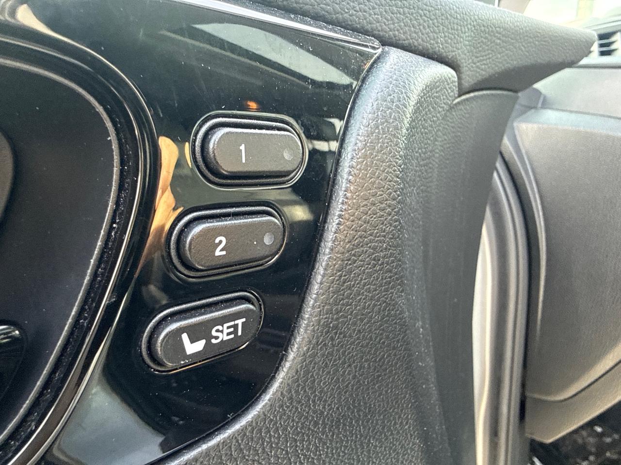 2022 Honda Odyssey EX-L RES Passenger Van Photo