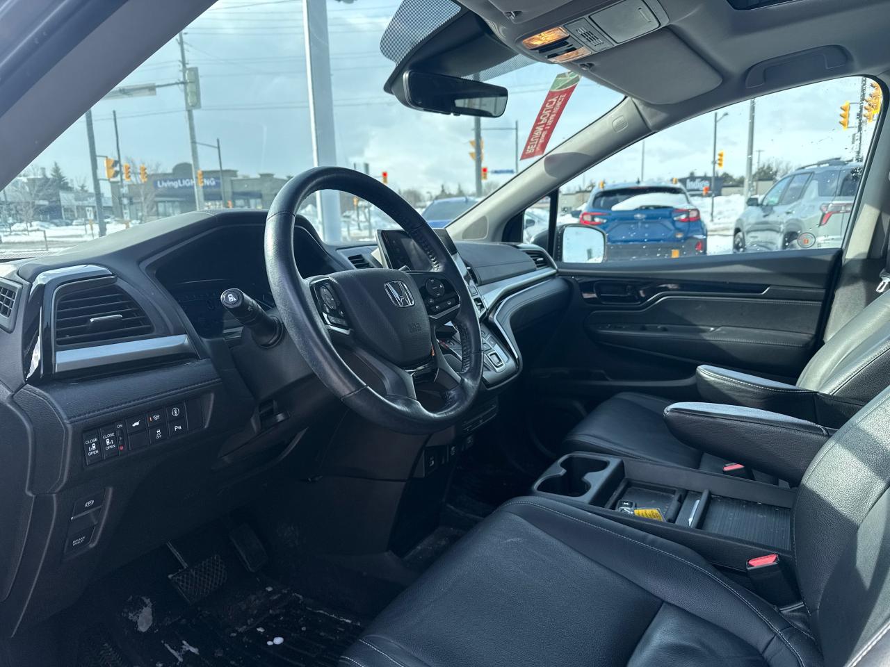 2022 Honda Odyssey EX-L RES Passenger Van Photo