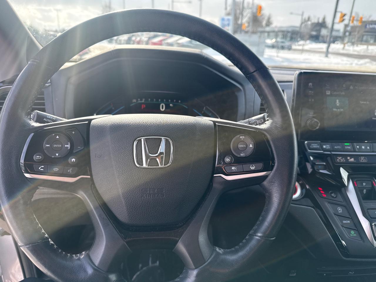 2022 Honda Odyssey EX-L RES Passenger Van Photo