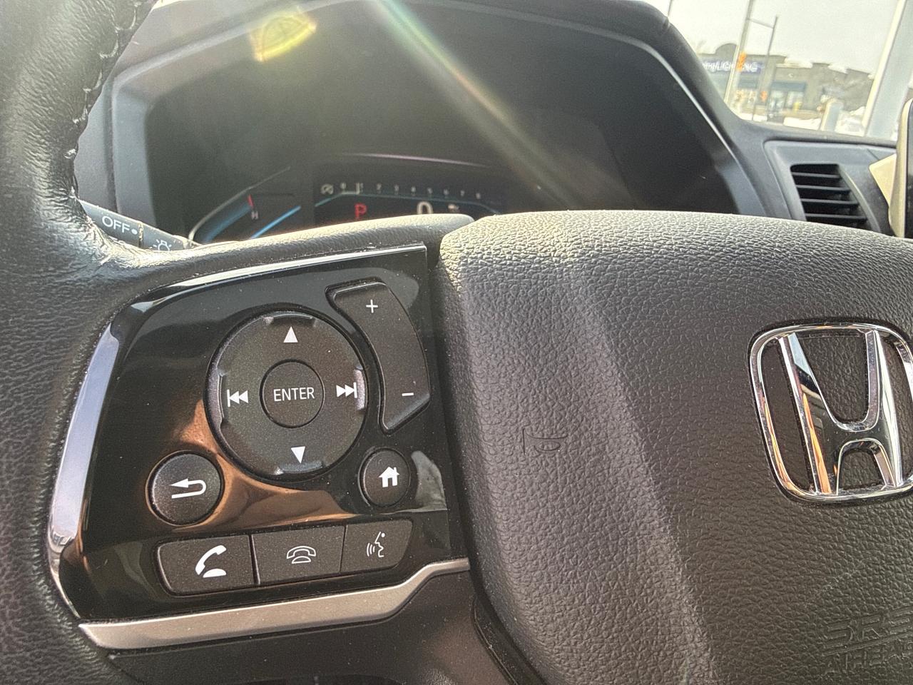 2022 Honda Odyssey EX-L RES Passenger Van Photo