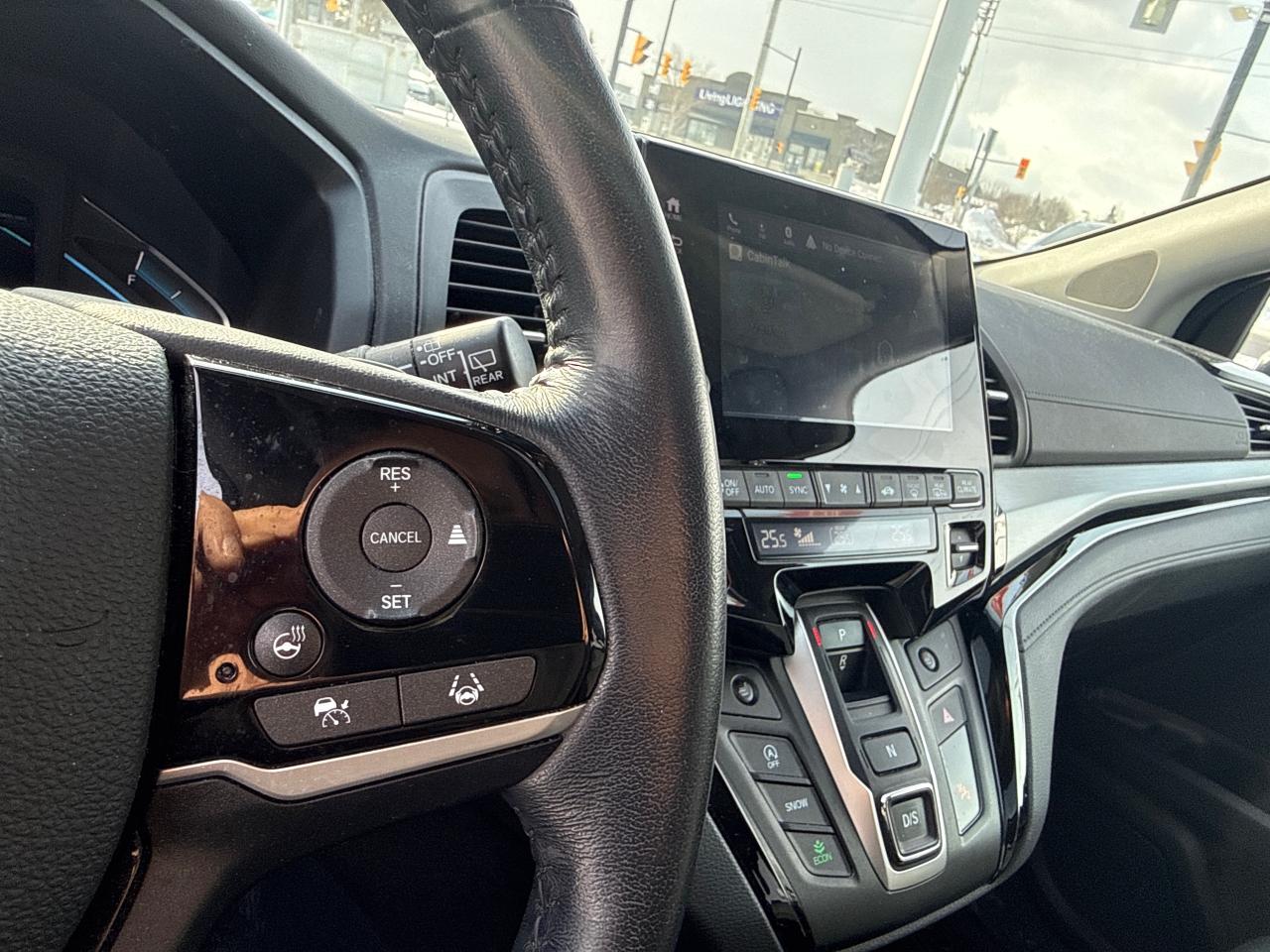 2022 Honda Odyssey EX-L RES Passenger Van Photo