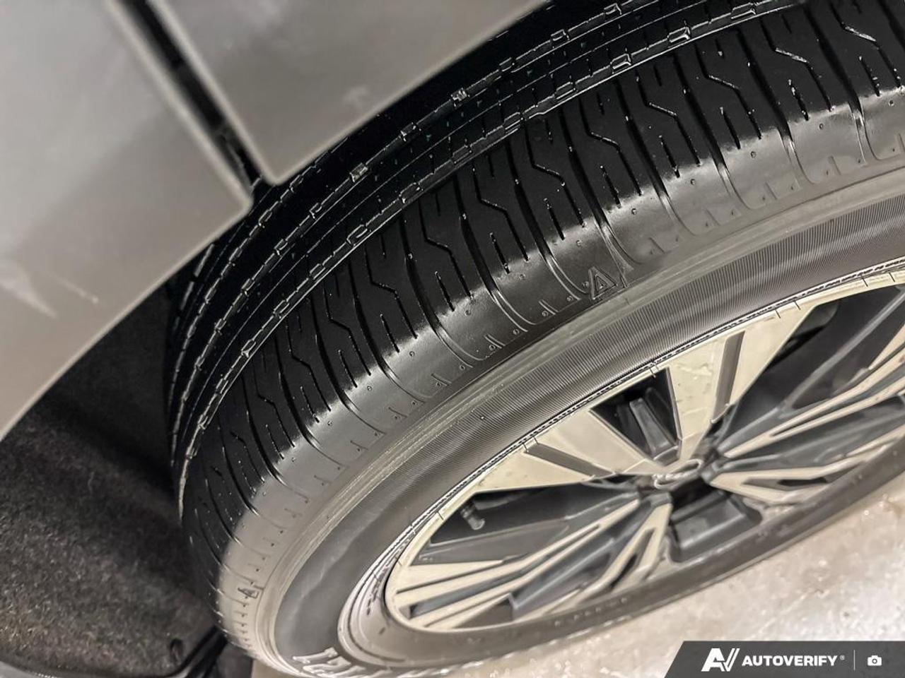 2023 Nissan Rogue SV Moonroof 4dr All-Wheel Drive Sport Utility Photo