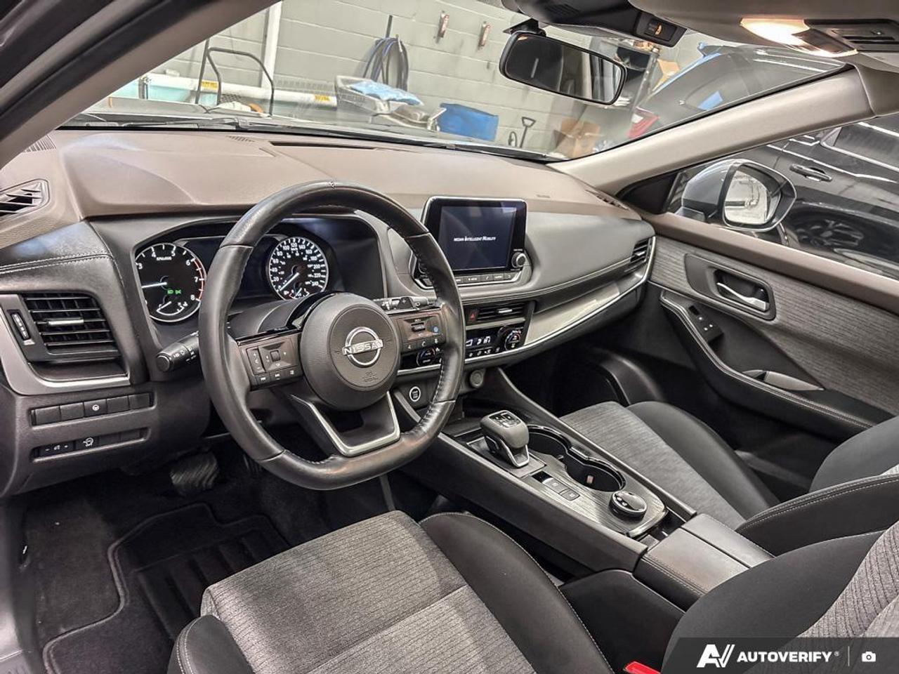 2023 Nissan Rogue SV Moonroof 4dr All-Wheel Drive Sport Utility Photo