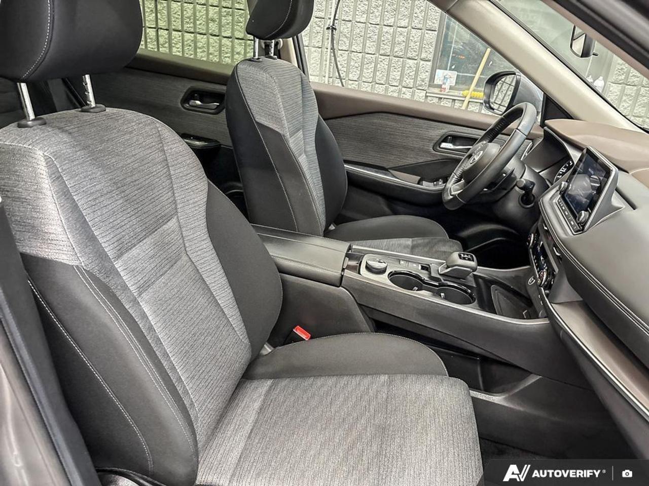 2023 Nissan Rogue SV Moonroof 4dr All-Wheel Drive Sport Utility Photo