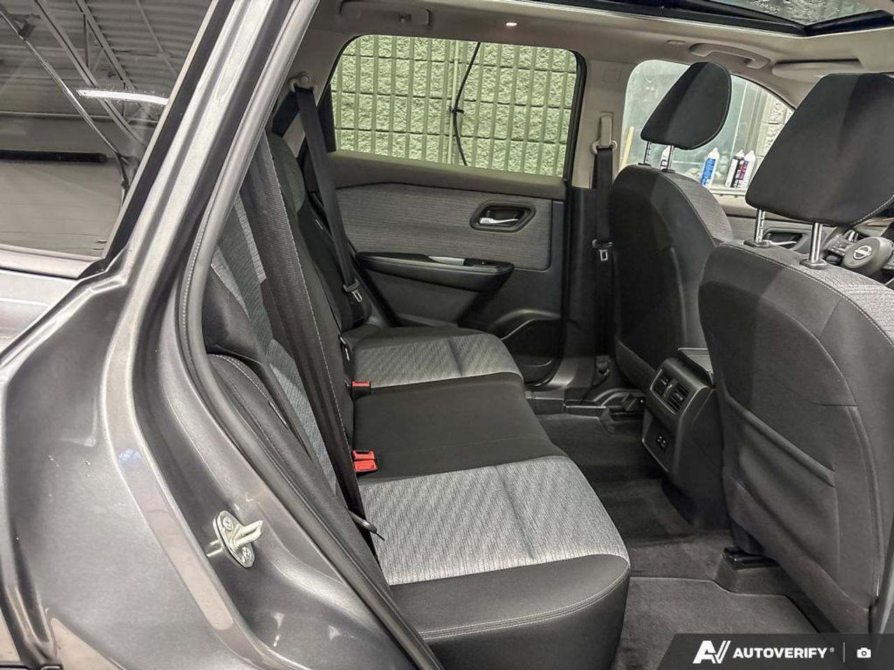 2023 Nissan Rogue SV Moonroof 4dr All-Wheel Drive Sport Utility Photo