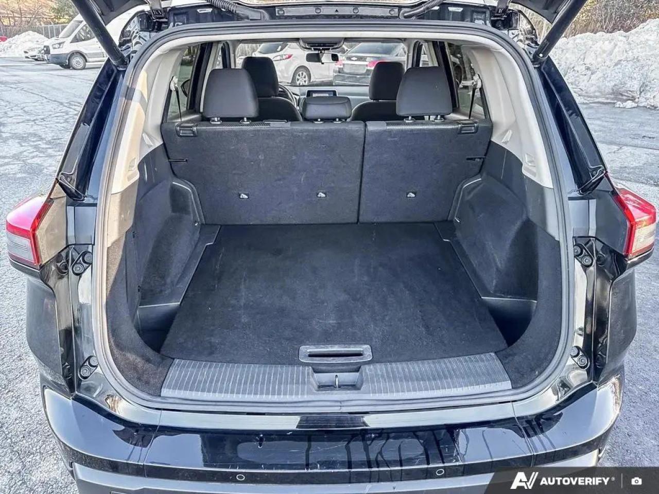 2024 Nissan Rogue SV Moonroof 4dr All-Wheel Drive Sport Utility Photo