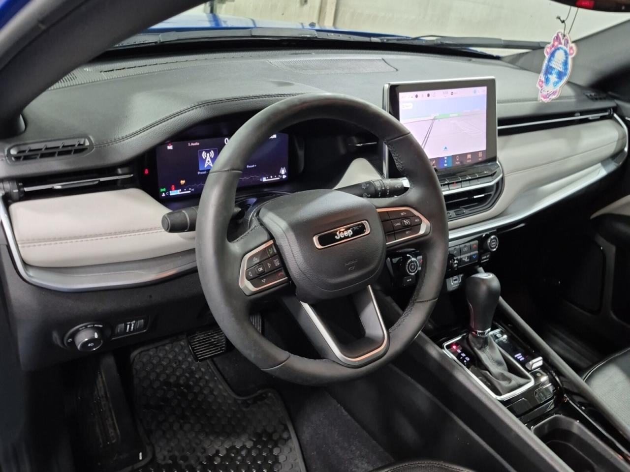 2024 Jeep Compass Limited   PANO ROOF   ALPINE AUDIO   HEATED/VENTED Photo