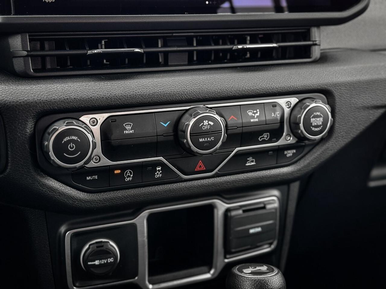 2024 Jeep Wrangler Sport   V6   12 INCH DISPLAY   CARPLAY   BACK UP C Photo