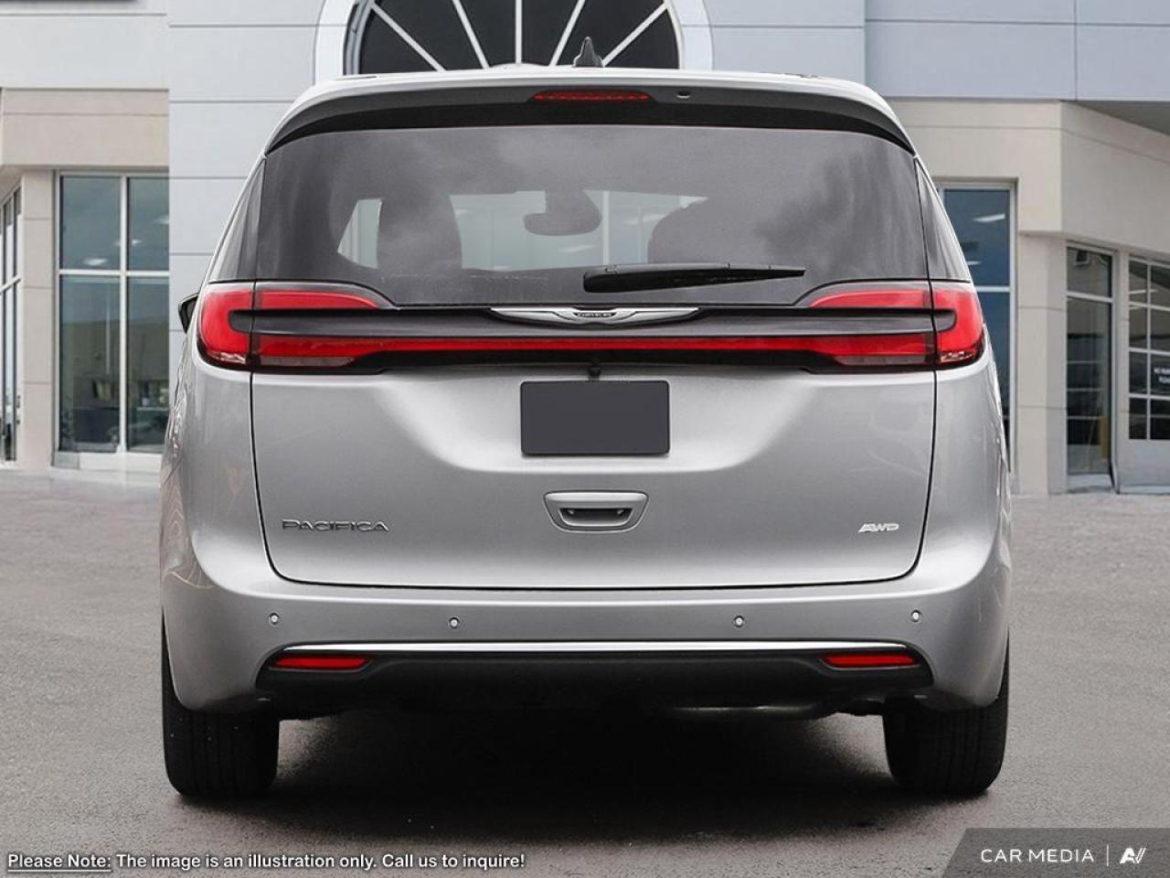 2026 Chrysler Pacifica Select All-Wheel Drive Passenger Van Photo4