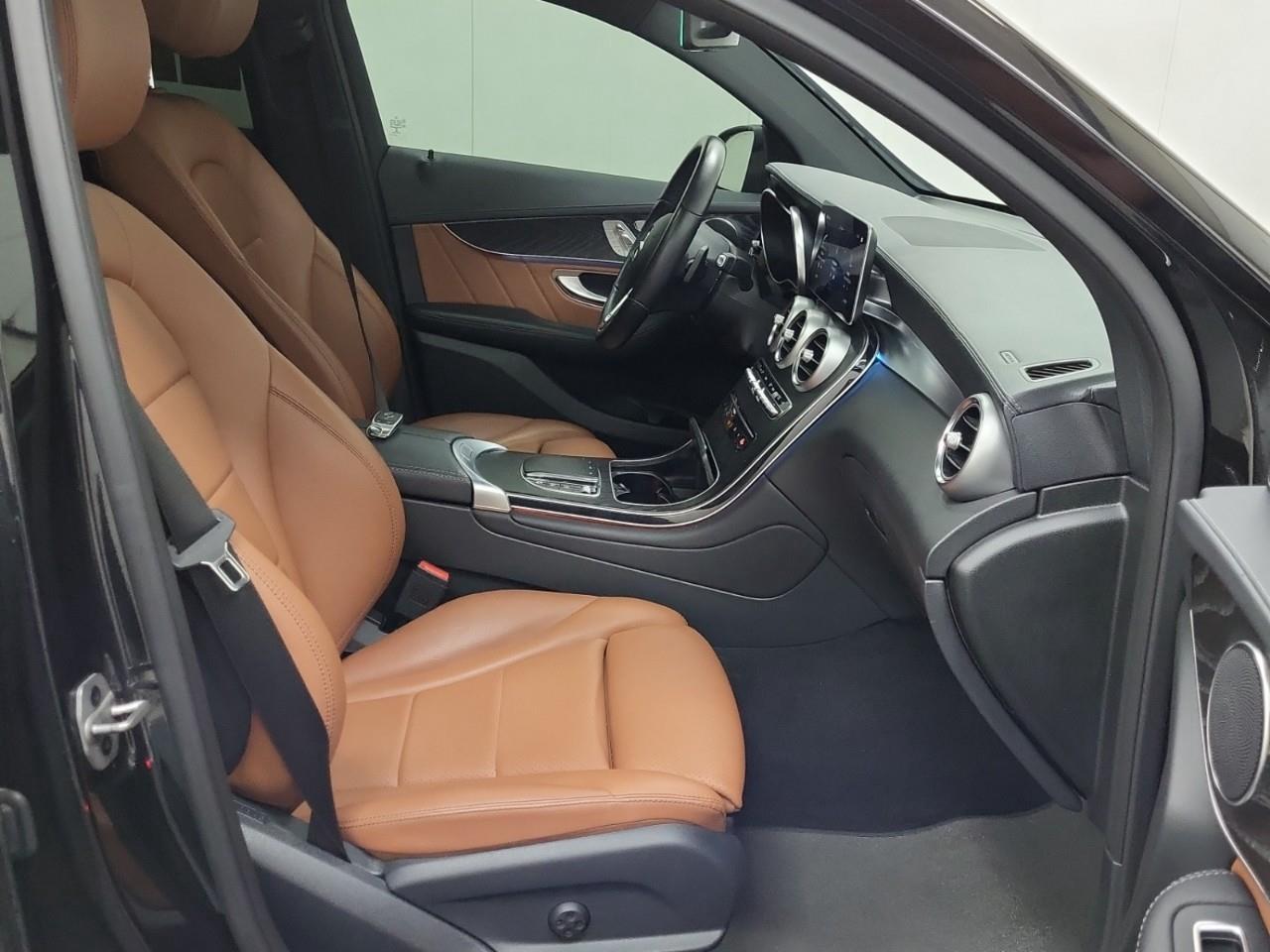 2023 Mercedes-Benz GLC 300 Base GLC 300 Coupe 4dr All-Wheel Drive 4MATIC Photo