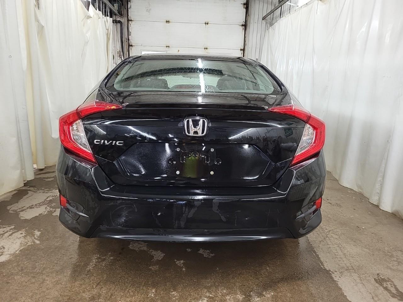 2017 Honda Civic EX-T (CVT) 4dr Sedan Photo
