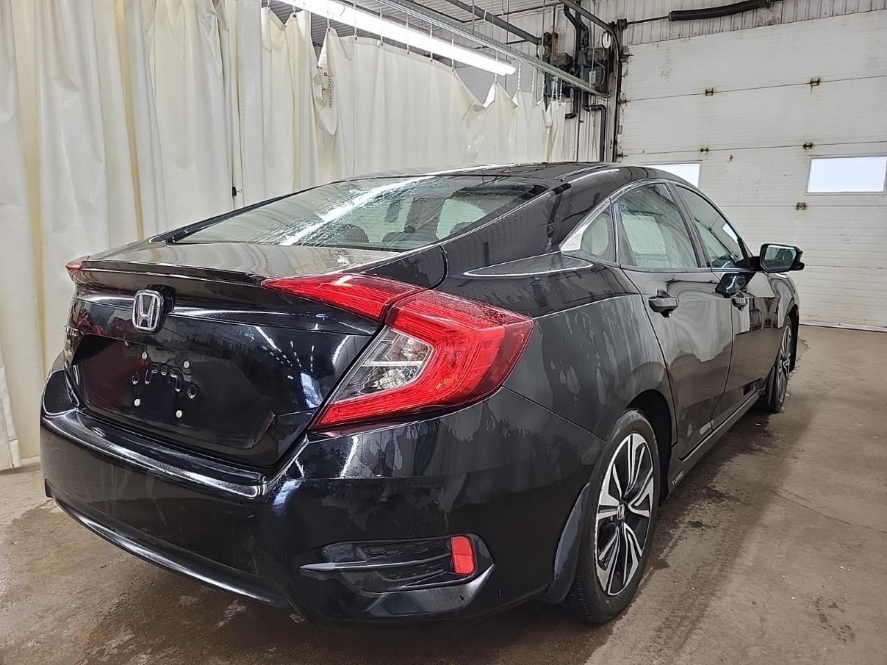 2017 Honda Civic EX-T (CVT) 4dr Sedan Photo