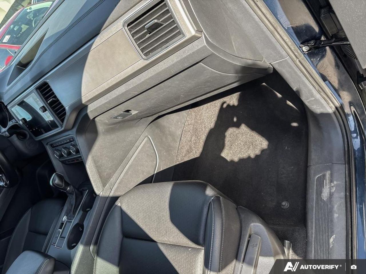 2018 Volkswagen Atlas 2.0 TSI Comfortline 4dr Front-Wheel Drive Photo