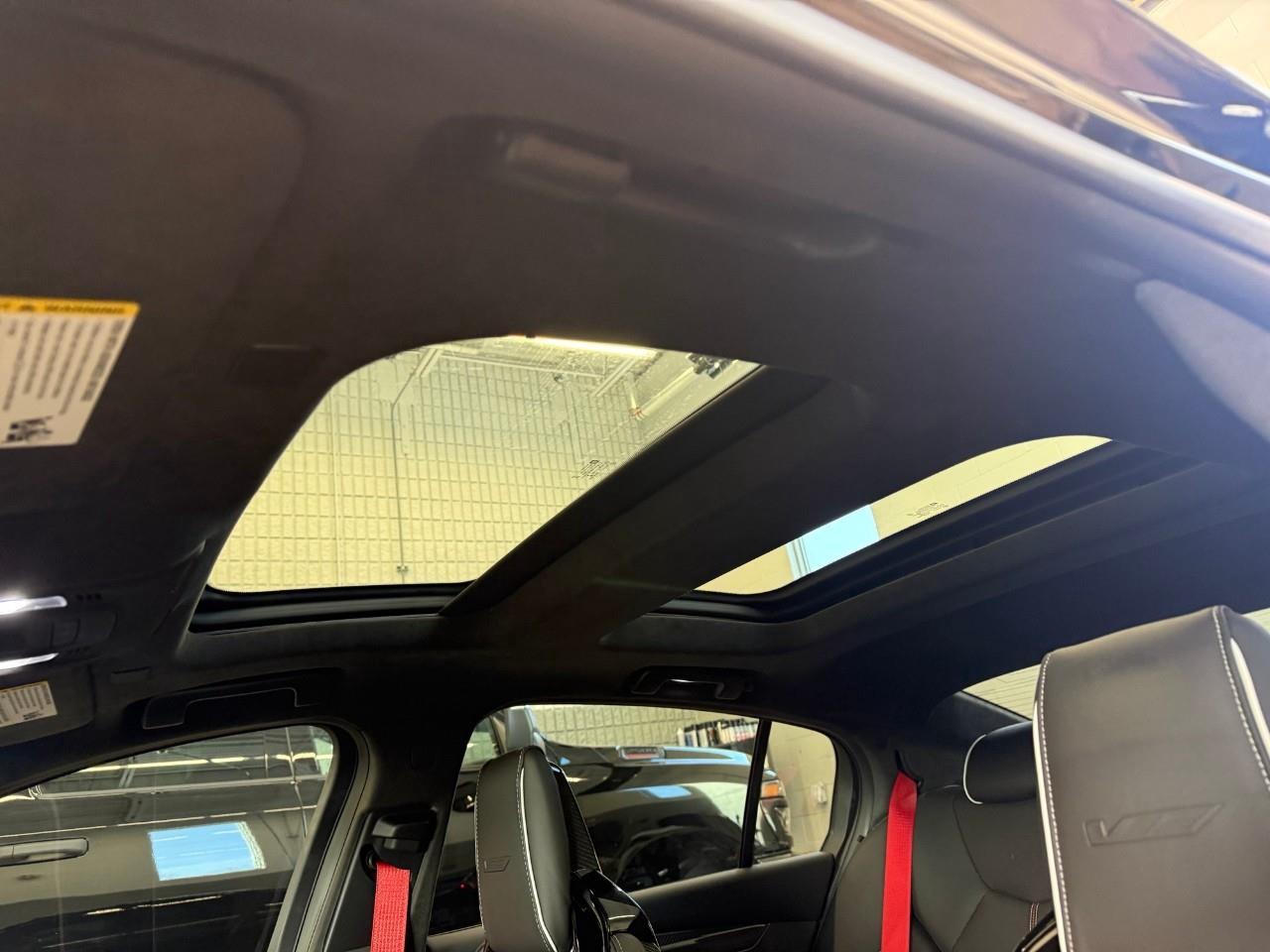 2022 Cadillac CT5-V V-Series Blackwing 4dr Rear-Wheel Drive Sedan Photo