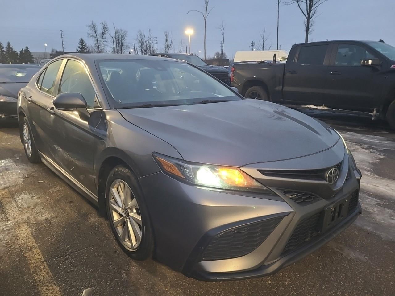 2021 Toyota Camry SE 4dr All-Wheel Drive Sedan Photo