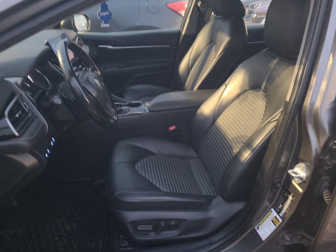 2021 Toyota Camry SE 4dr All-Wheel Drive Sedan Photo4