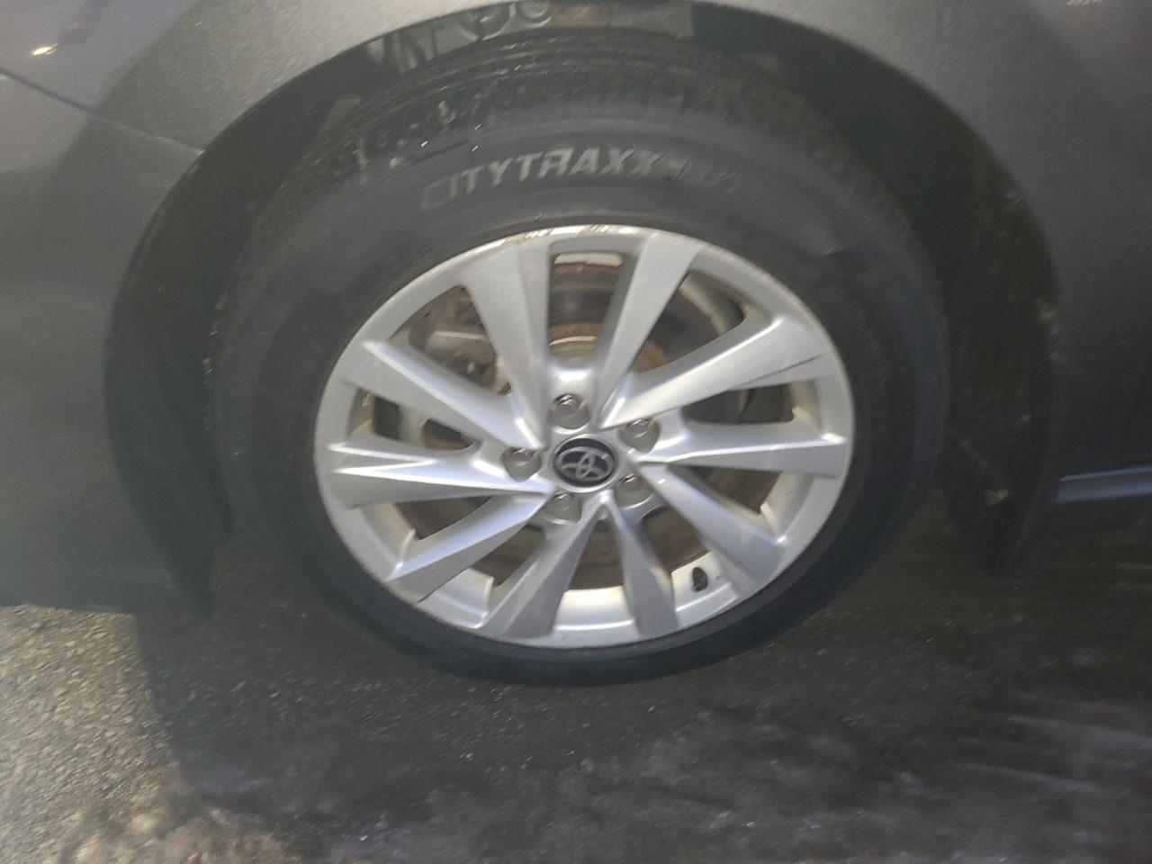 2021 Toyota Camry SE 4dr All-Wheel Drive Sedan Photo