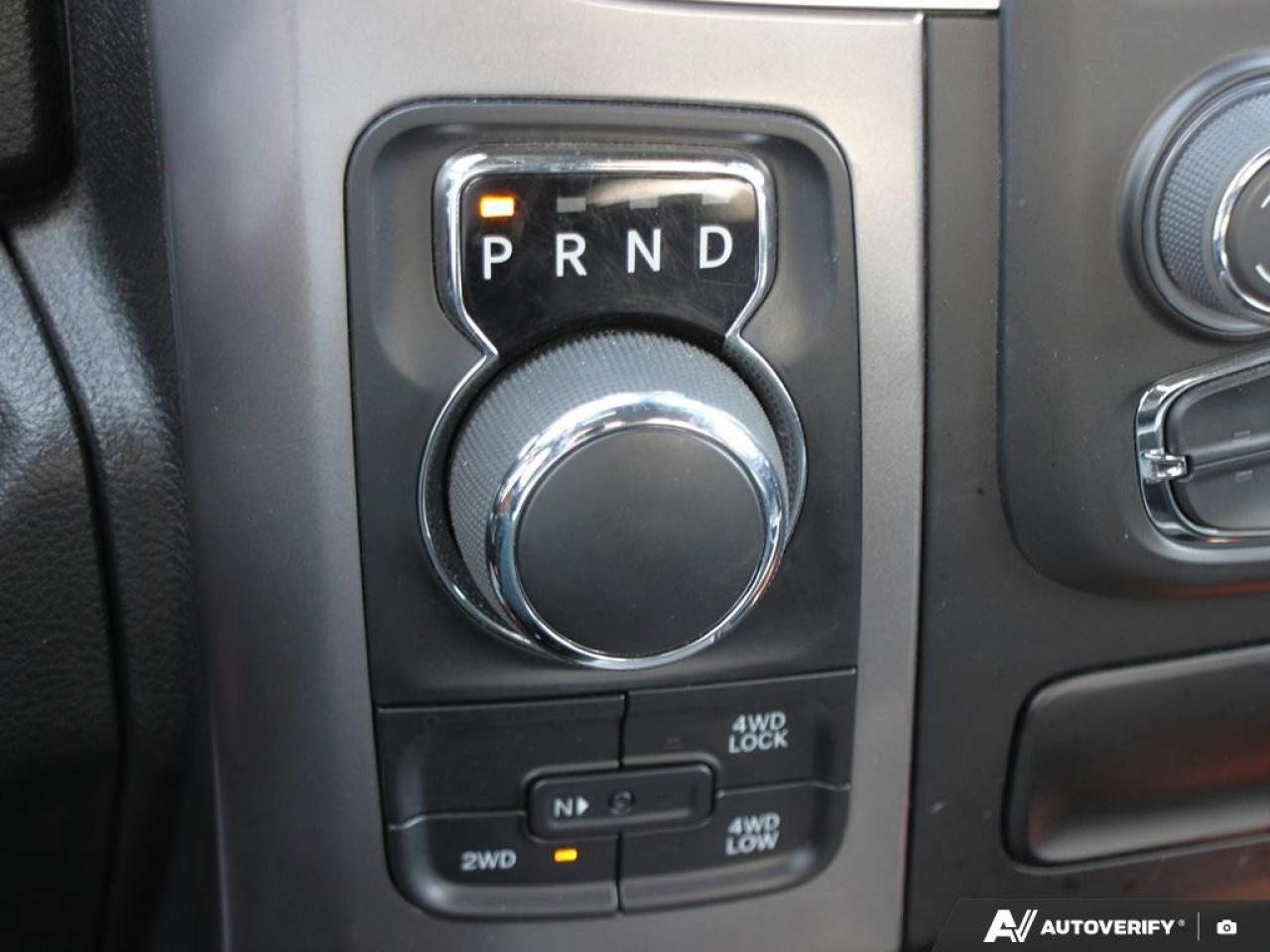 2023 RAM 1500 Classic WARLOCK 4X4 CREW CAB 5'7" BOX Photo