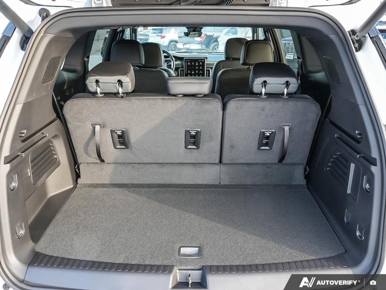 2026 GMC Acadia AWD AT4 Photo