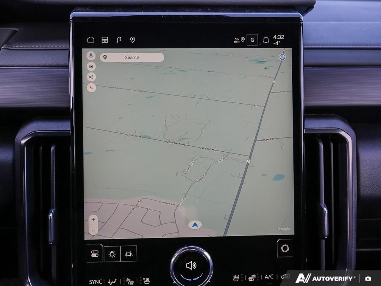 2026 GMC Acadia AWD AT4 Photo