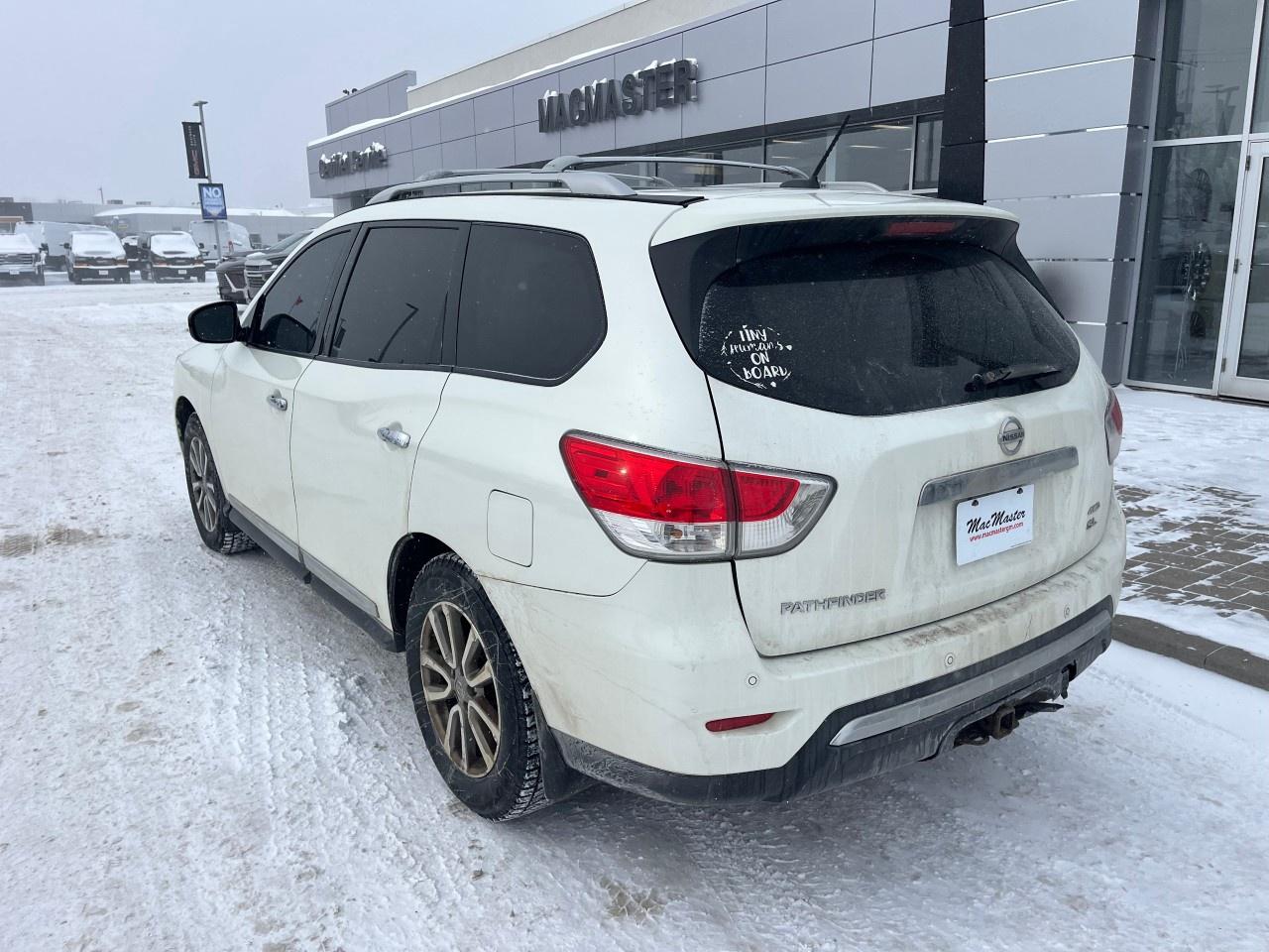 2016 Nissan Pathfinder 4WD 4DR SL Photo3