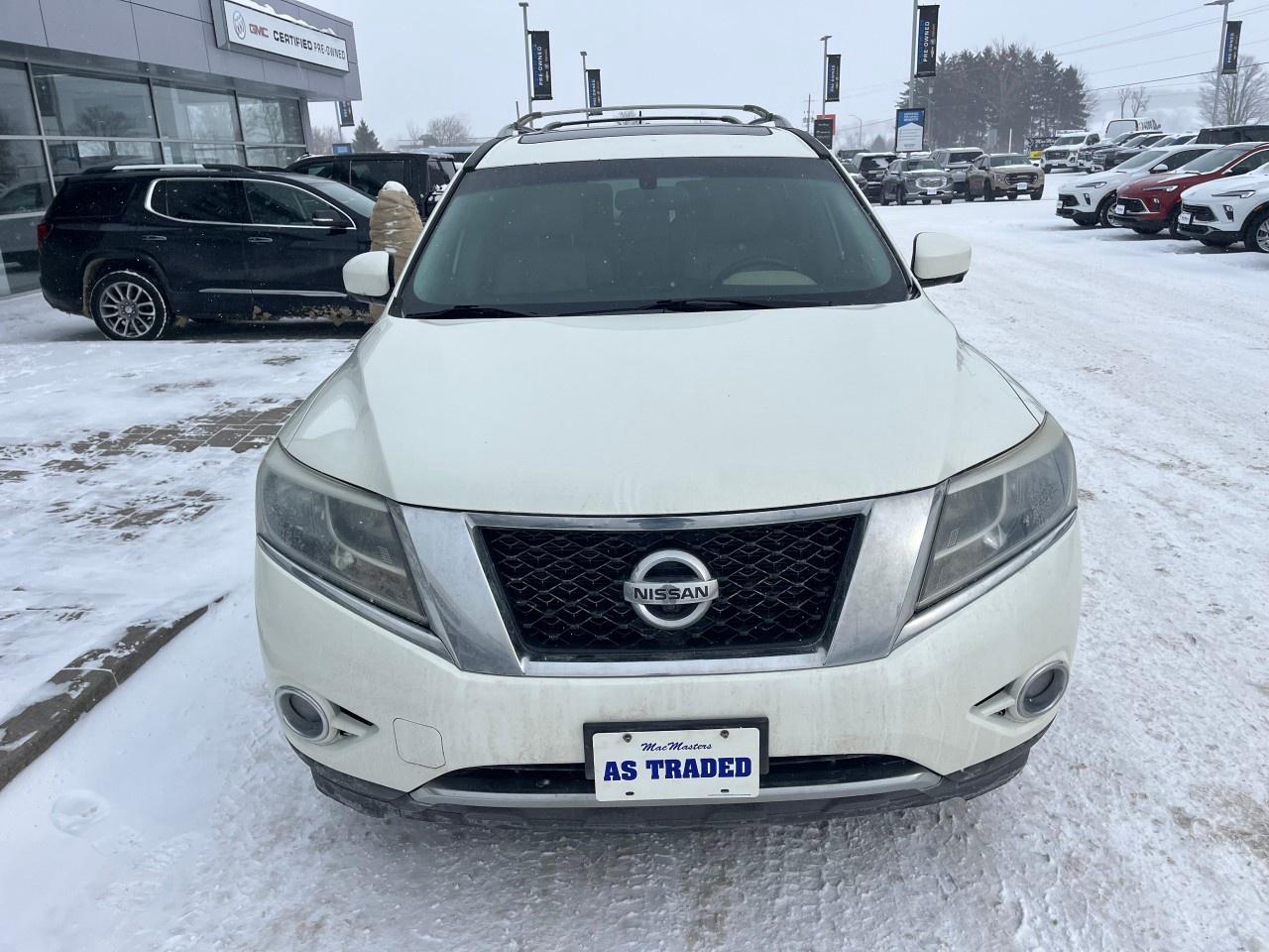 2016 Nissan Pathfinder 4WD 4DR SL Photo