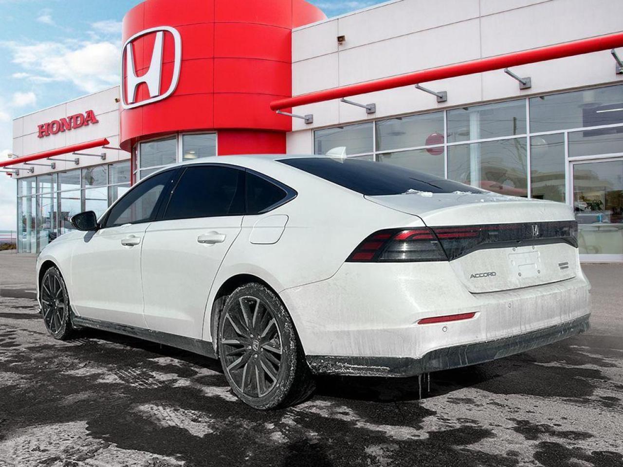 2025 Honda Accord Hybrid TOURING Photo