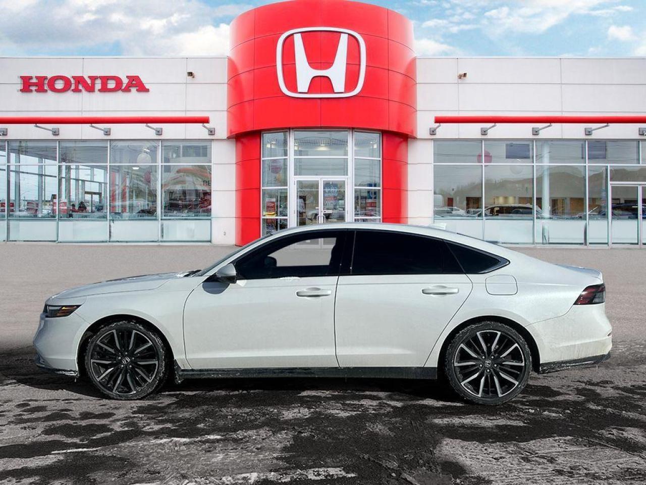 2025 Honda Accord Hybrid TOURING Photo