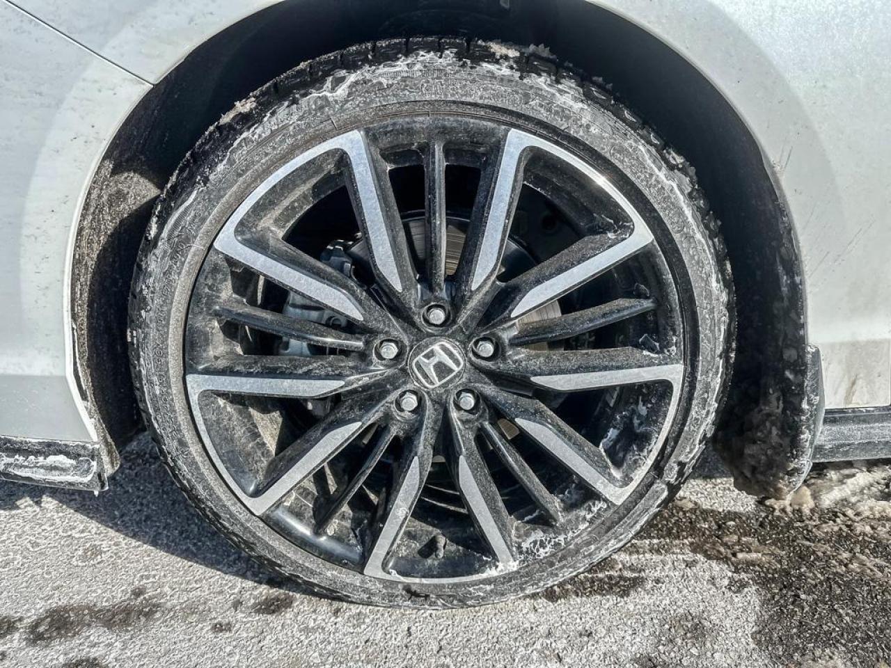 2025 Honda Accord Hybrid TOURING Photo