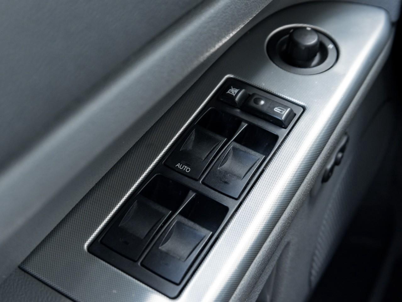 2005 Jeep Grand Cherokee Laredo 4dr 4x4 Photo