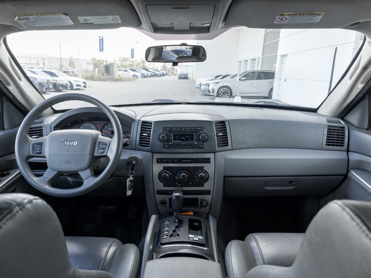 2005 Jeep Grand Cherokee Laredo 4dr 4x4 Photo