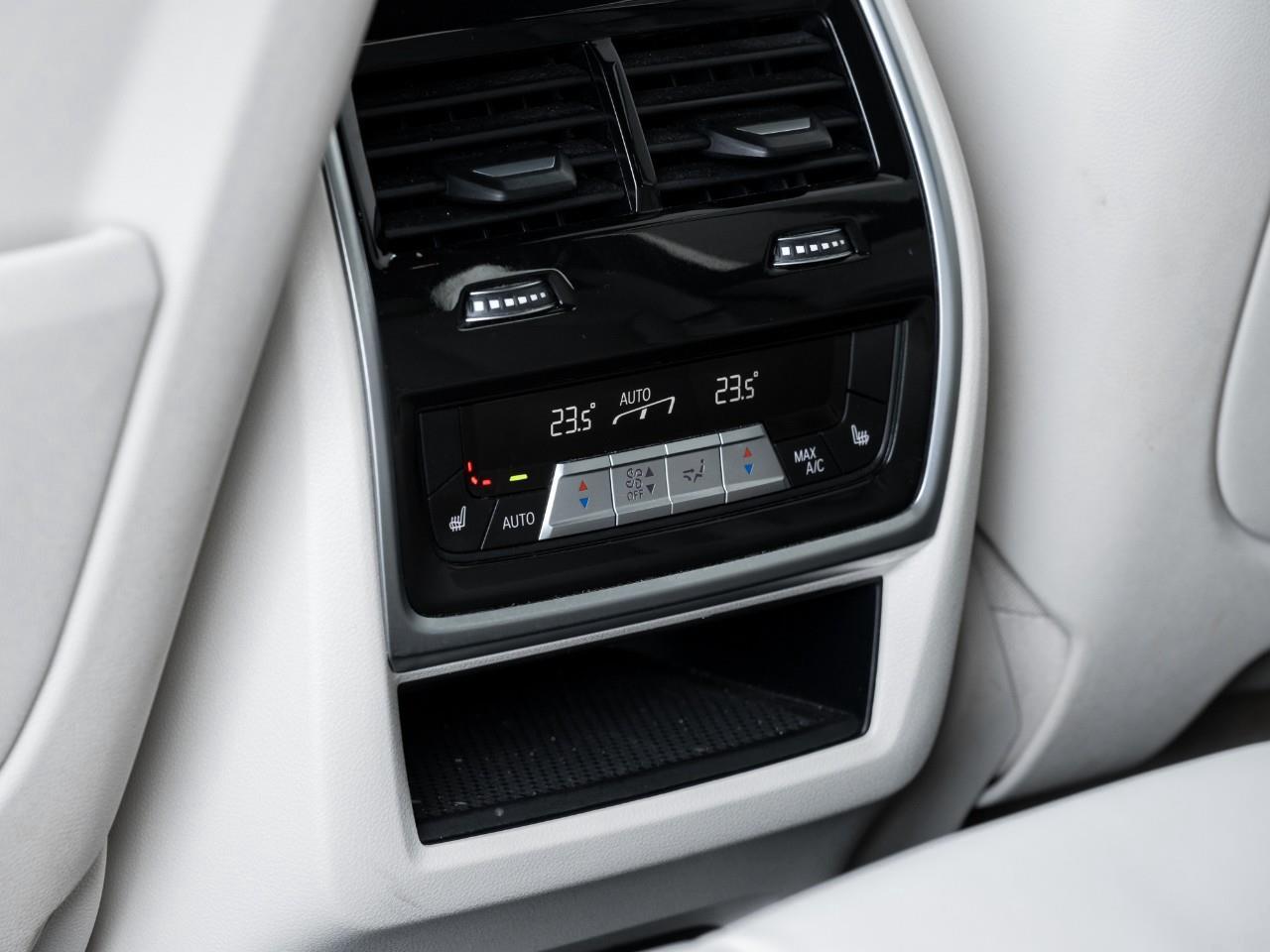 2024 BMW X5 xDrive40i 4dr All-Wheel Drive Sports Activity Vehicle Photo