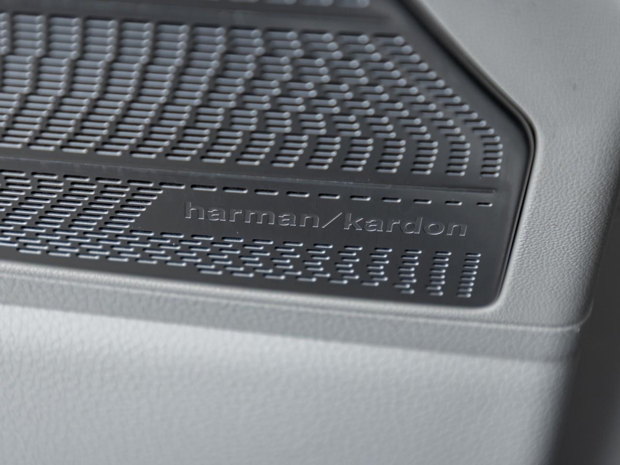 2025 Hyundai PALISADE Ultimate Calligraphy Night 4dr All-Wheel Drive Photo