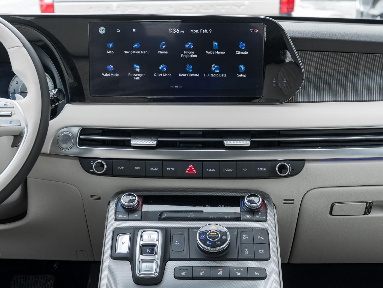 2025 Hyundai PALISADE Ultimate Calligraphy Night 4dr All-Wheel Drive Photo