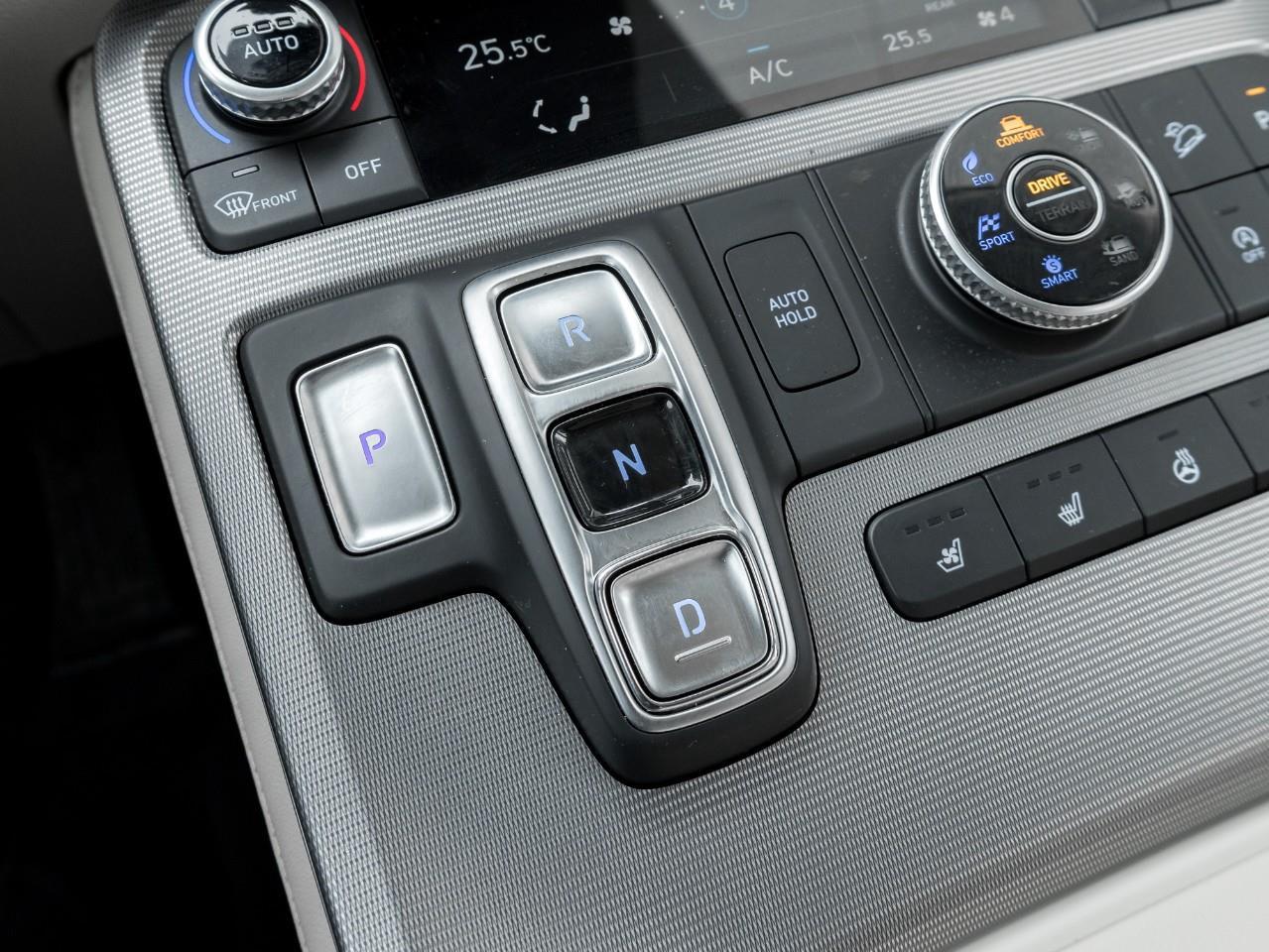 2025 Hyundai PALISADE Ultimate Calligraphy Night 4dr All-Wheel Drive Photo