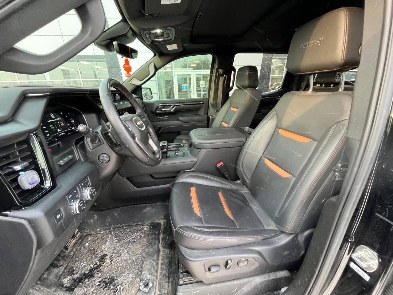 2025 GMC Sierra 1500 Crew Cab Short Box 4-Wheel Drive AT4 Photo