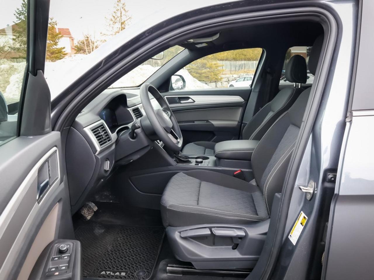 2023 Volkswagen Atlas Cross Sport Trendline 2.0 TSI Photo