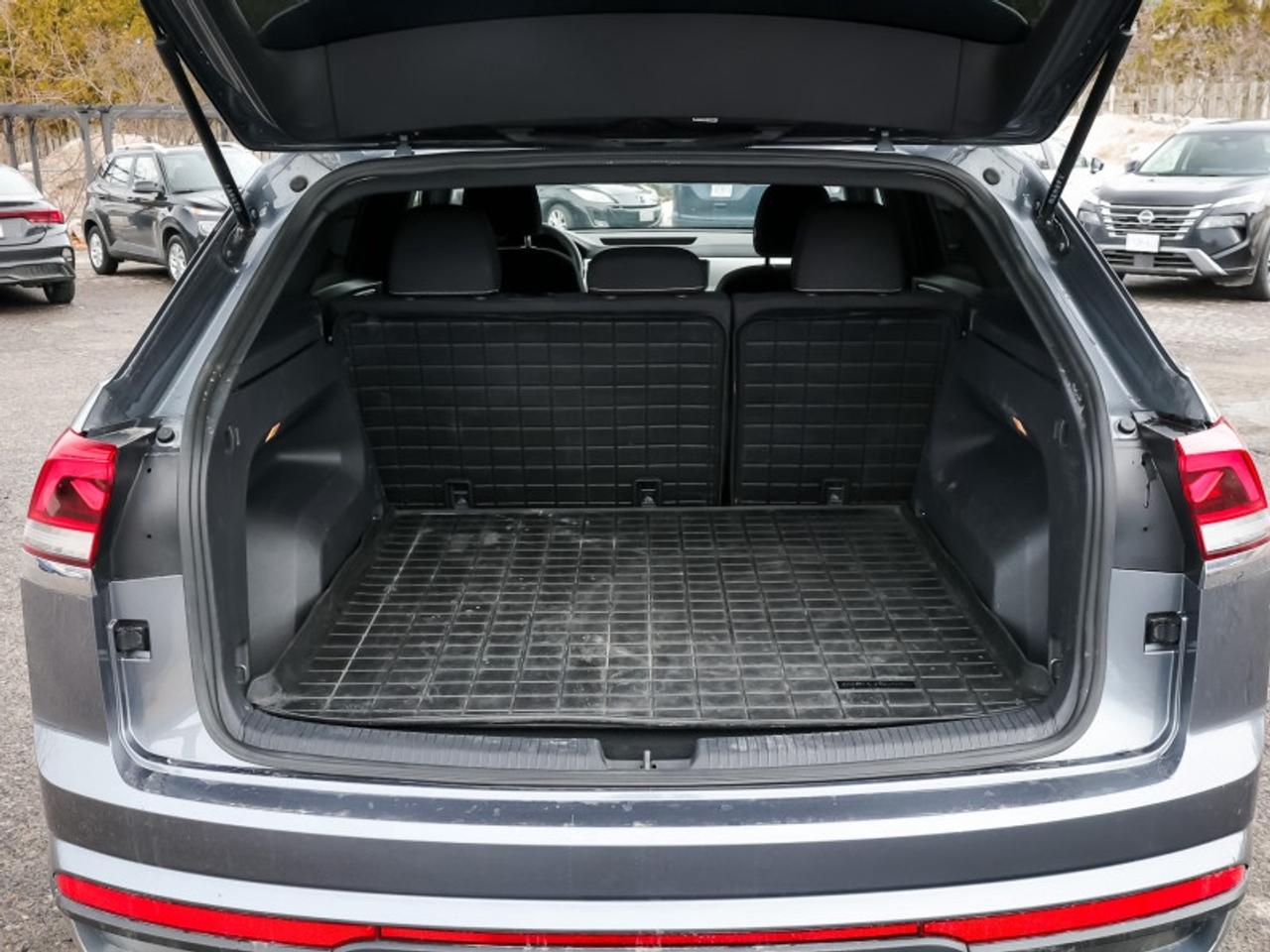 2023 Volkswagen Atlas Cross Sport Trendline 2.0 TSI Photo