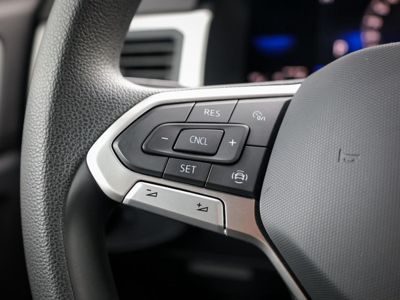 2023 Volkswagen Atlas Cross Sport Trendline 2.0 TSI Photo