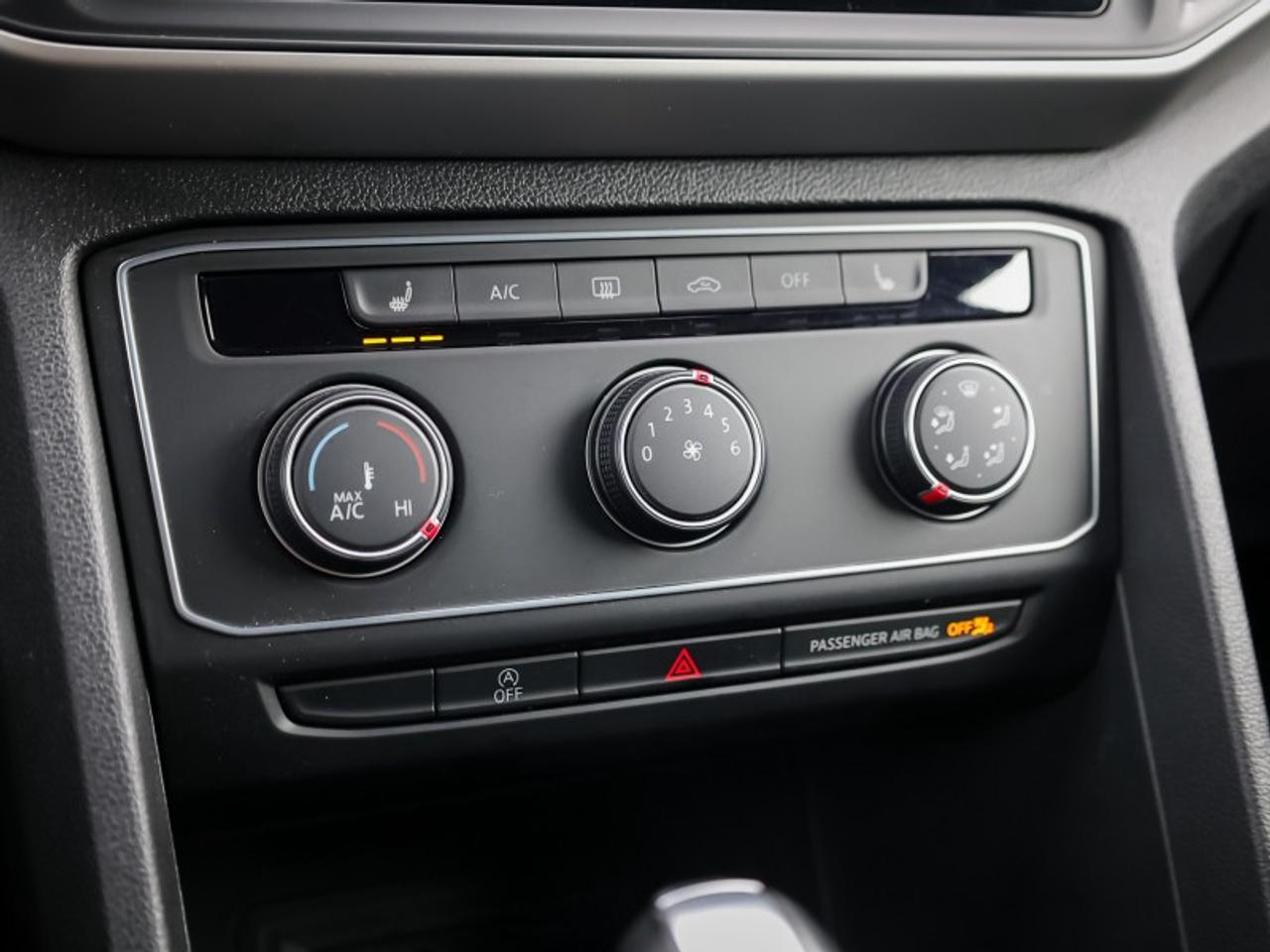 2023 Volkswagen Atlas Cross Sport Trendline 2.0 TSI Photo