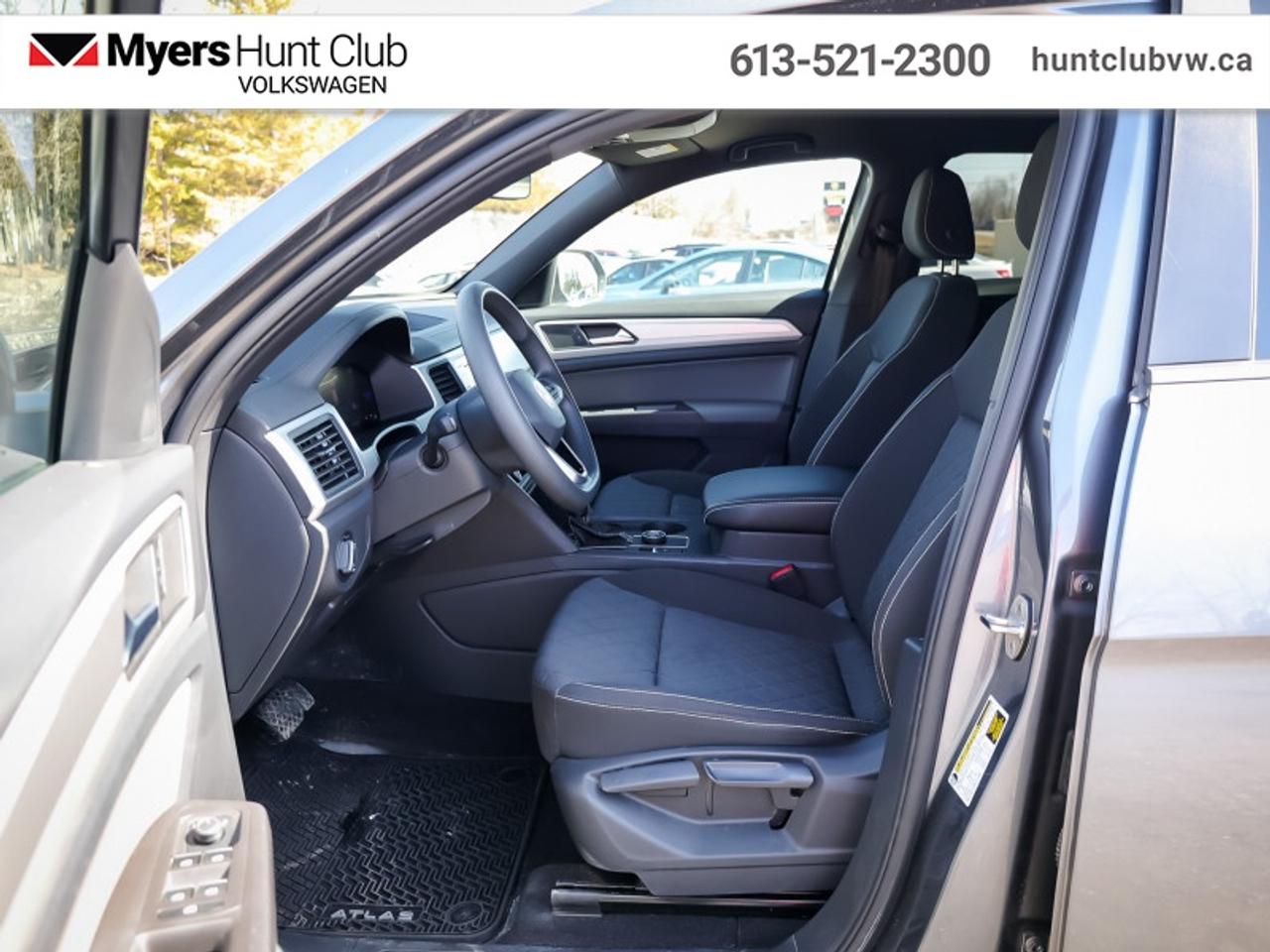 2023 Volkswagen Atlas Cross Sport Trendline 2.0 TSI Photo