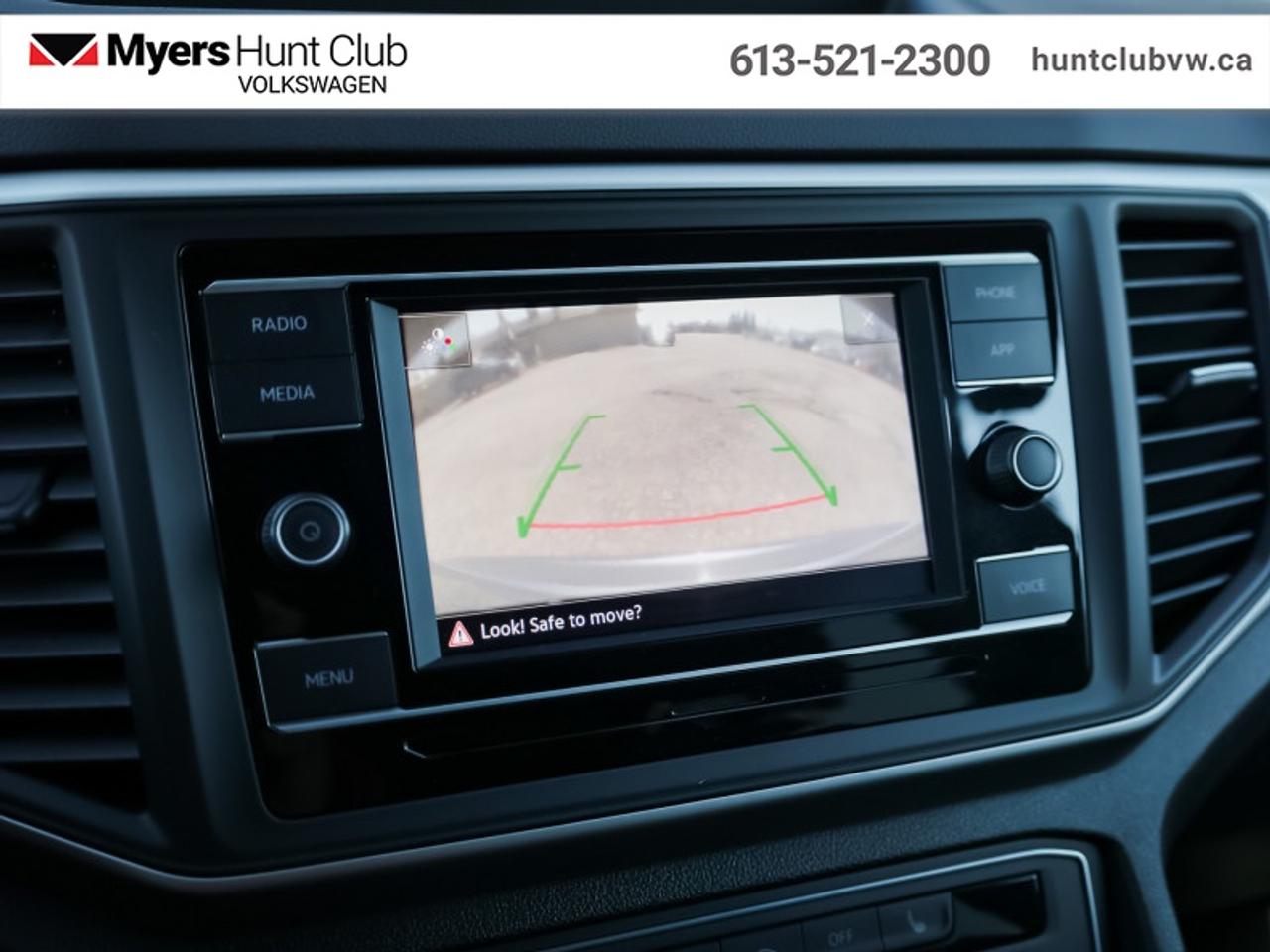 2023 Volkswagen Atlas Cross Sport Trendline 2.0 TSI Photo