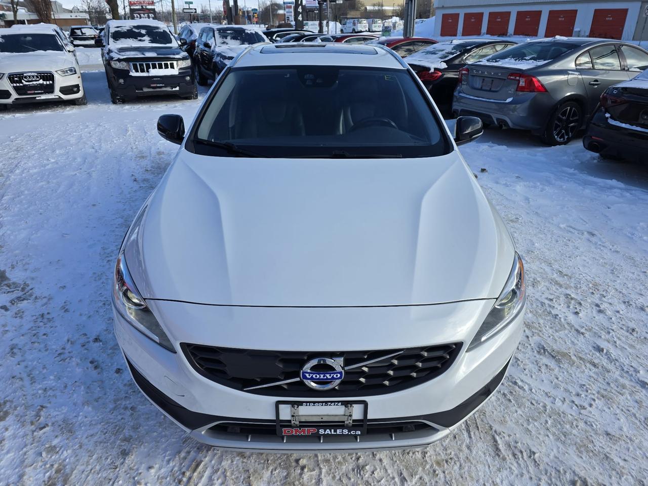 2018 Volvo V60 Cross Country T5 AWD Premier Photo