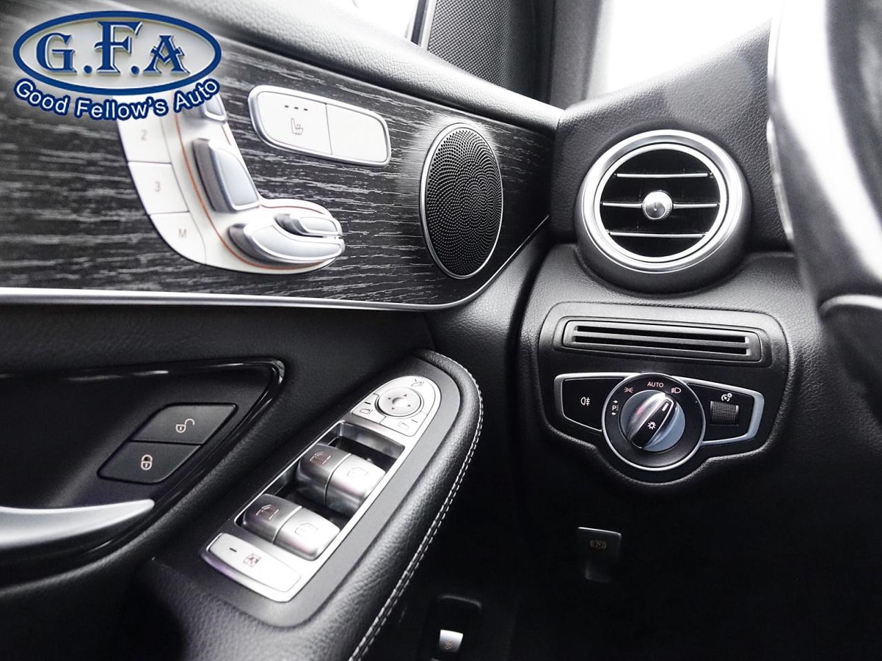 2022 Mercedes-Benz GLC-Class 4MATIC, PANORAMIC ROOF, PREMIUM PACKAGE, SPORT PAC Photo