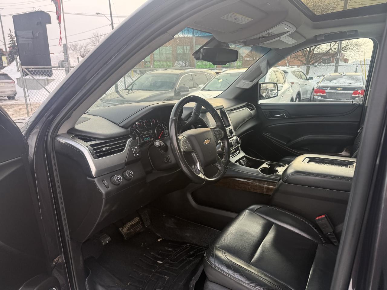 2016 Chevrolet Suburban *** 3 YEAR WARRANTY INCLUDED *** Photo