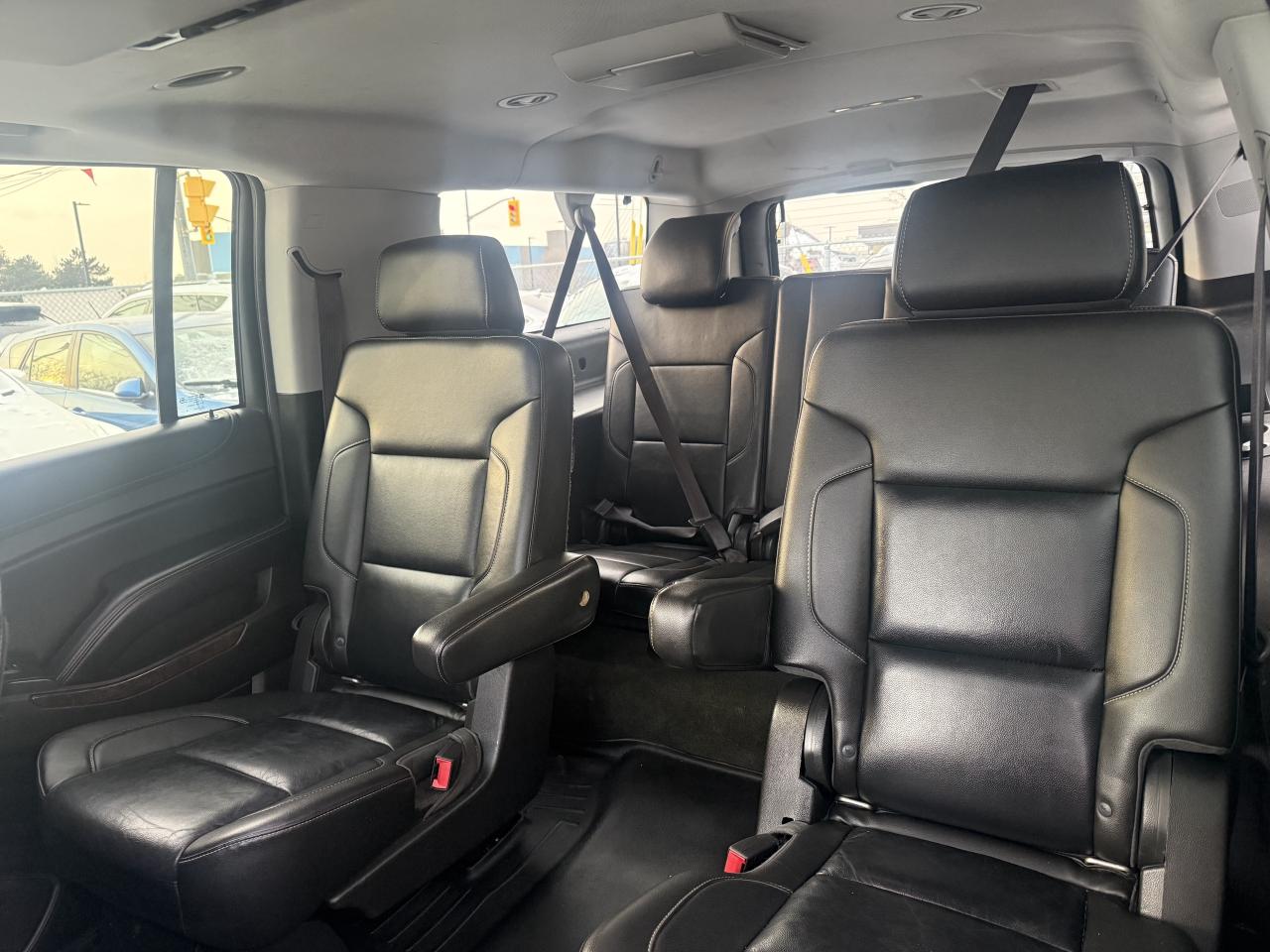 2016 Chevrolet Suburban *** 3 YEAR WARRANTY INCLUDED *** Photo